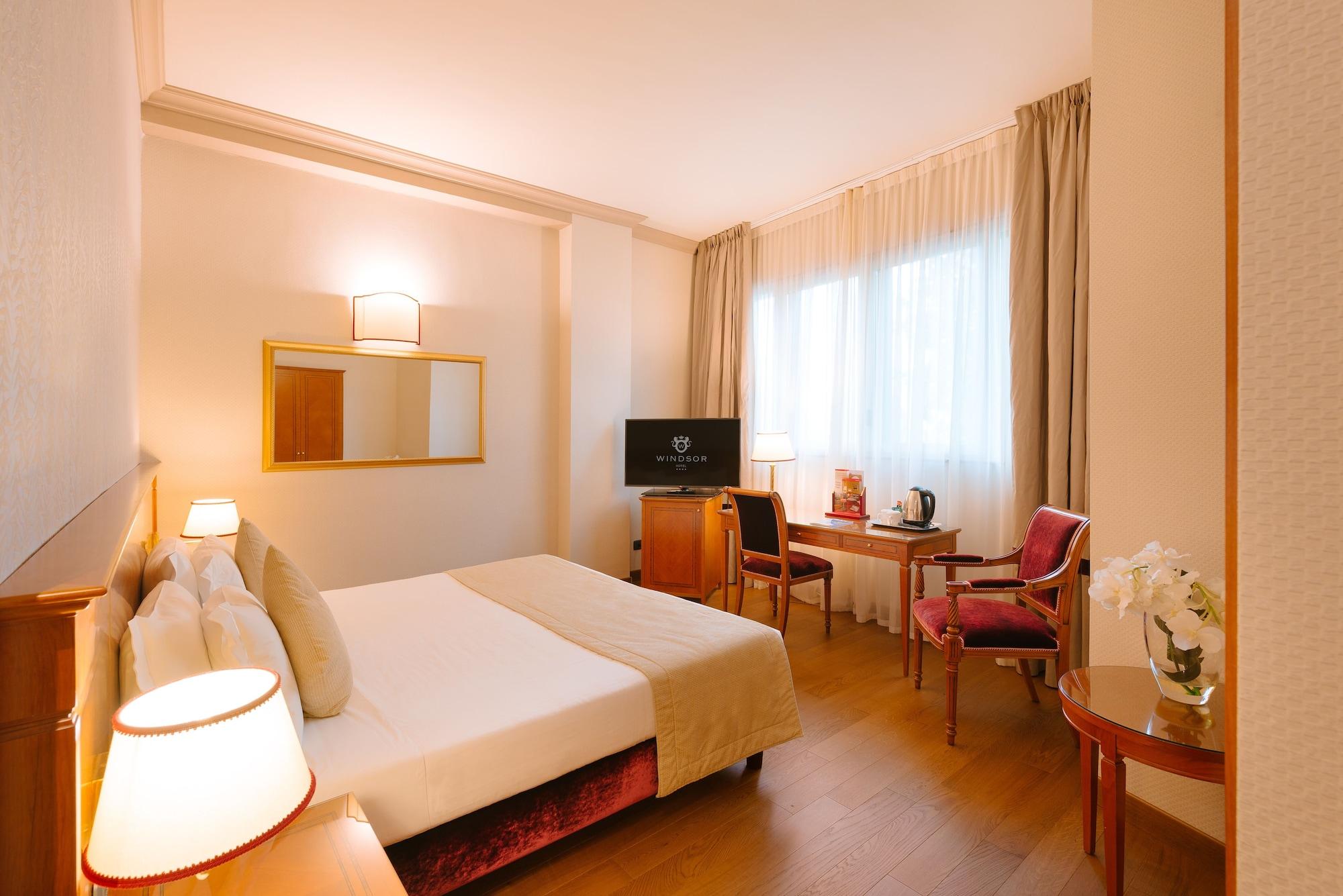 Windsor Hotel Milano Esterno foto