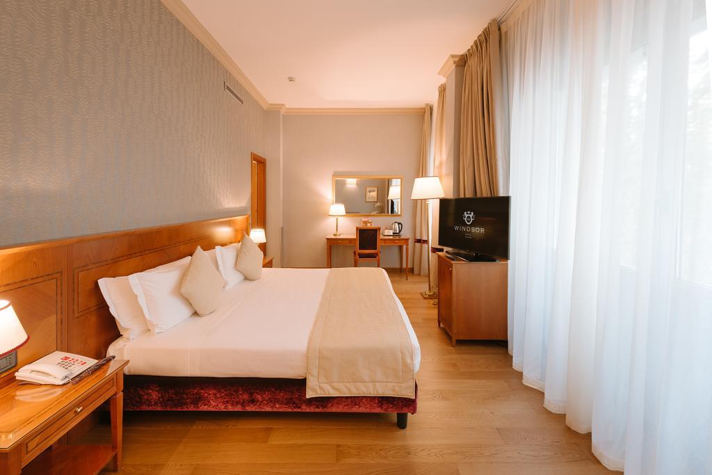 Windsor Hotel Milano Esterno foto
